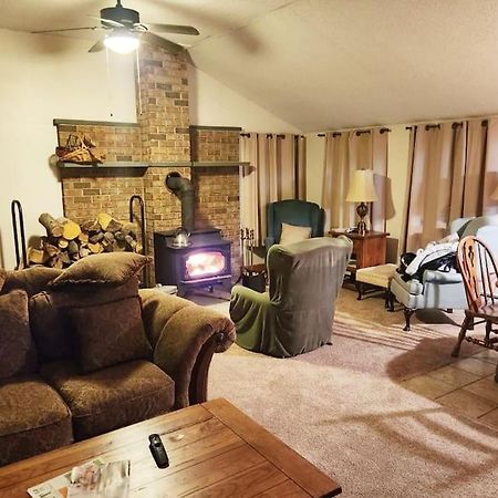 Blackwell Canyon Lodge Morris ภายนอก รูปภาพ